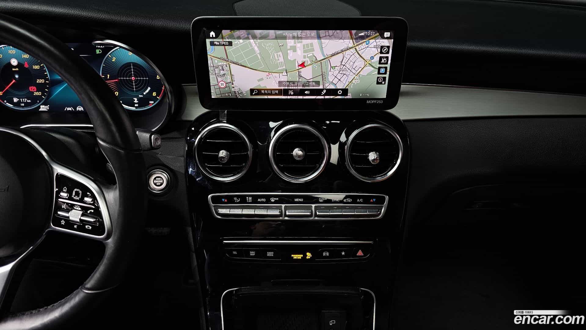 GLC-Class Mercedes-Benz 2021.2-OPTION-018