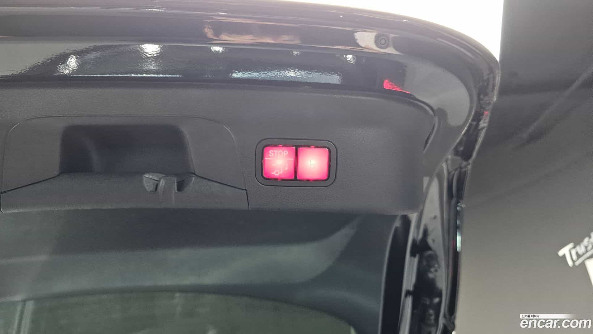 GLC-Class Mercedes-Benz 2021.2-OPTION-024