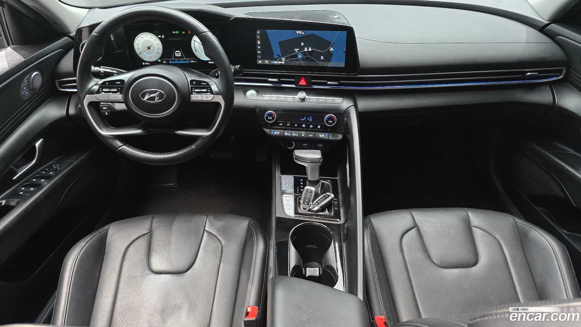 AVANTE Hyundai 2021.11-INNER-007