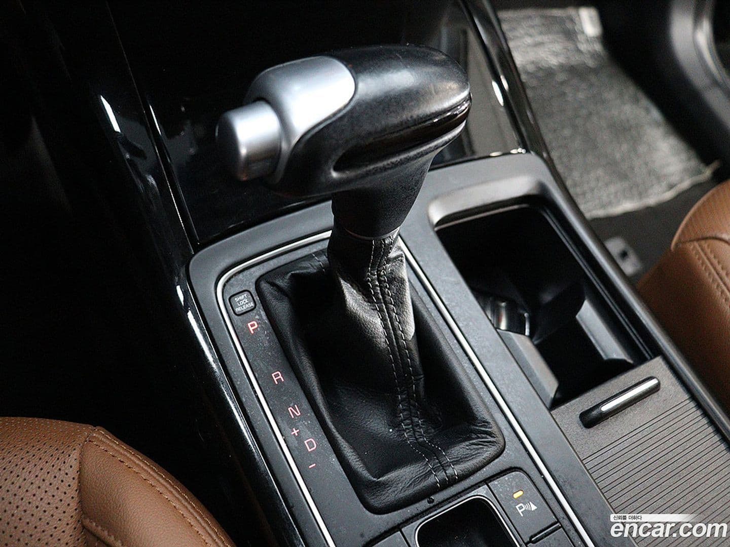 Main__Slider__Photo:Sorento Kia 2019.2-7