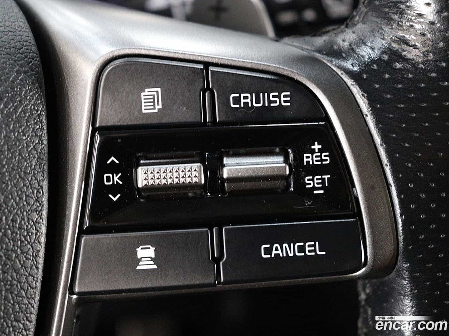 Sorento Kia 2019.2-OPTION-015