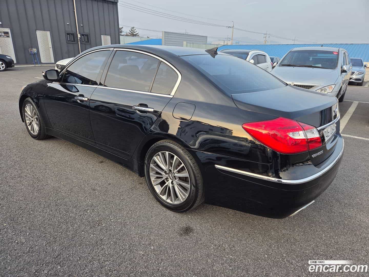 Genesis Hyundai 2013.3-INNER-006