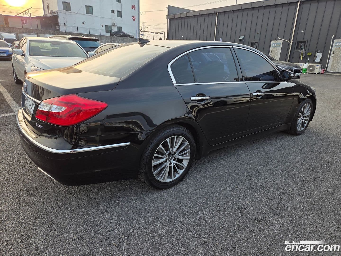 Main__Slider__Photo:Genesis Hyundai 2013.3-6