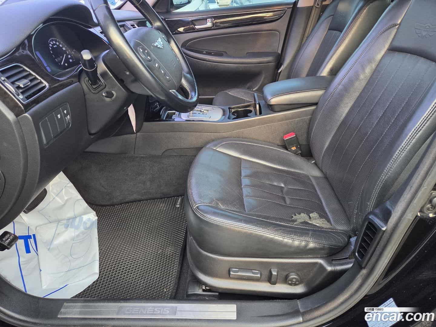 Genesis Hyundai 2013.3-INNER-009