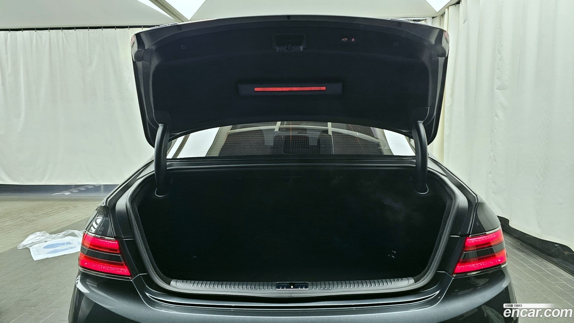 Main__Slider__Photo:G90 Genesis 2020.5-19