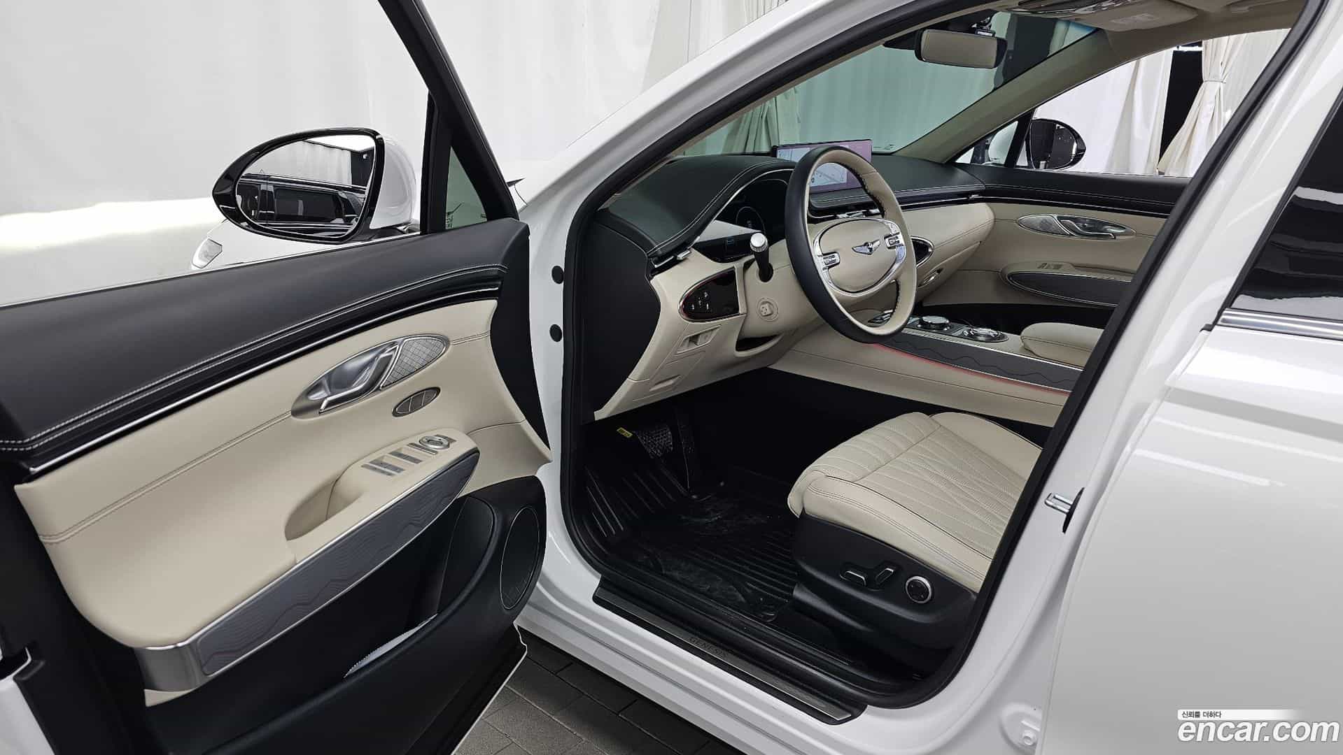 GV70 Genesis 2024.0-INNER-010