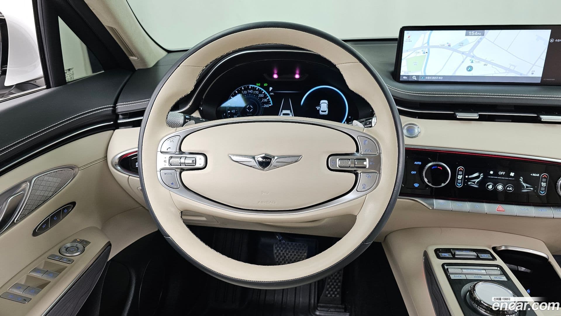 Main__Slider__Photo:GV70 Genesis 2024.0-12