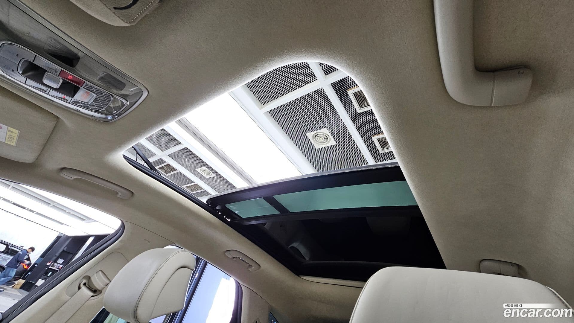 Main__Slider__Photo:GV70 Genesis 2024.0-18