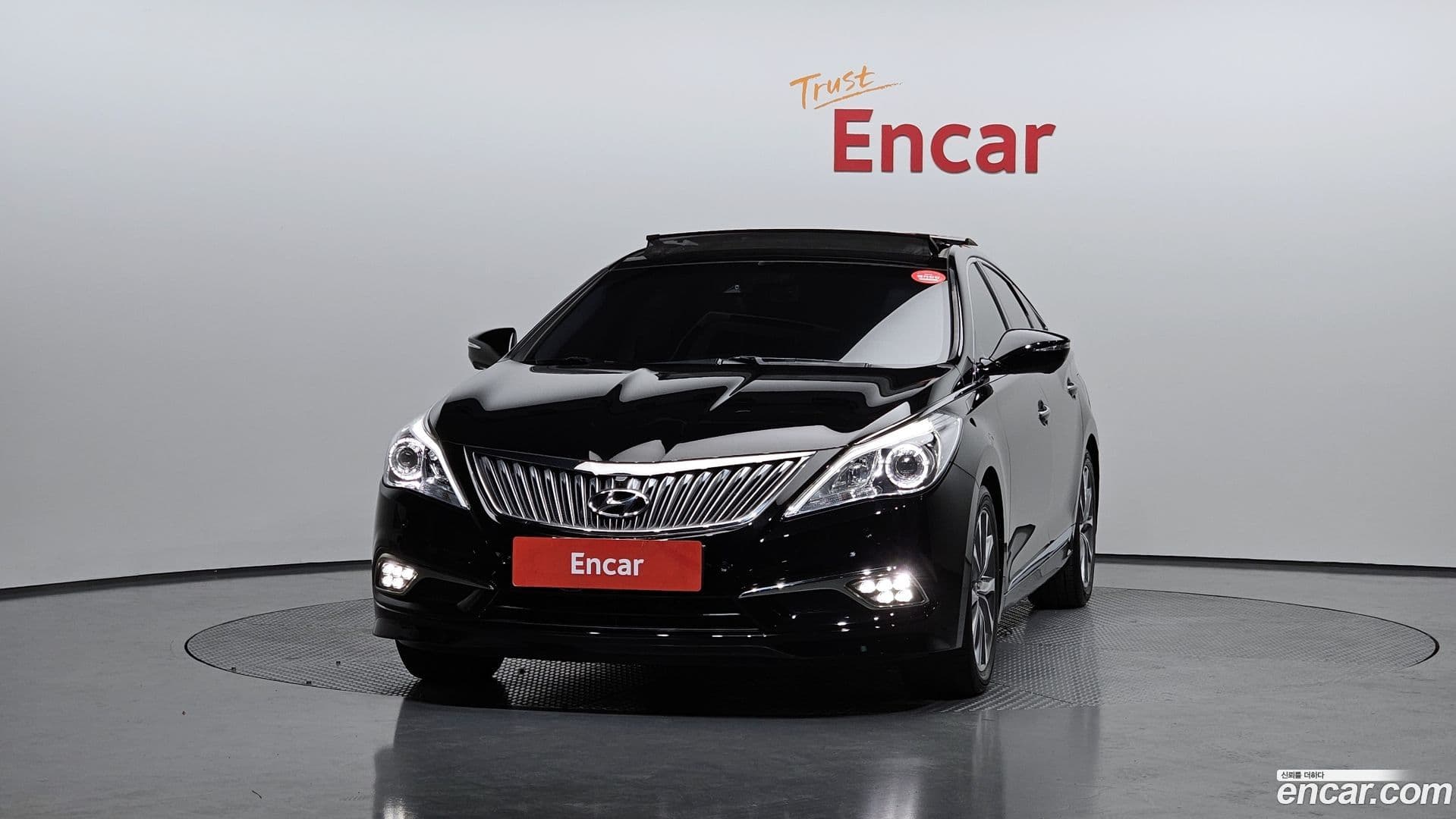 Main__Slider__Photo:Grandeur Hyundai 2015.0-2