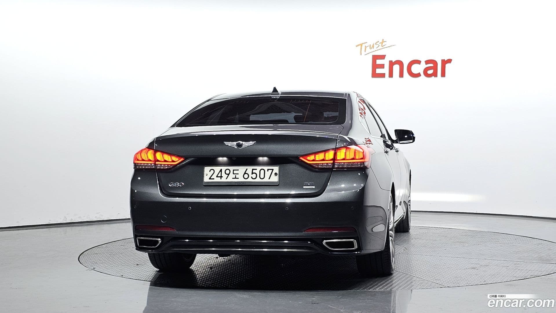 Main__Slider__Photo:G80 Genesis 2018.10-3