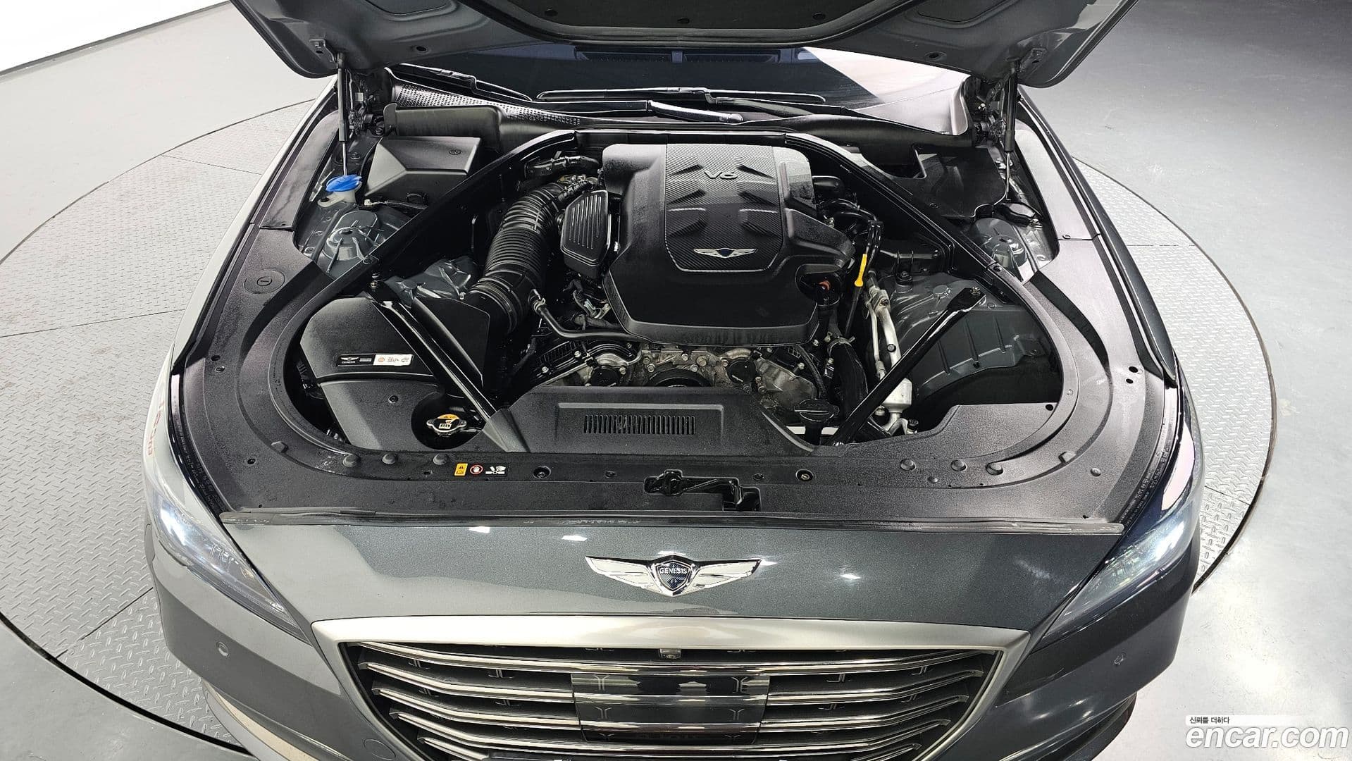 Main__Slider__Photo:G80 Genesis 2018.10-5