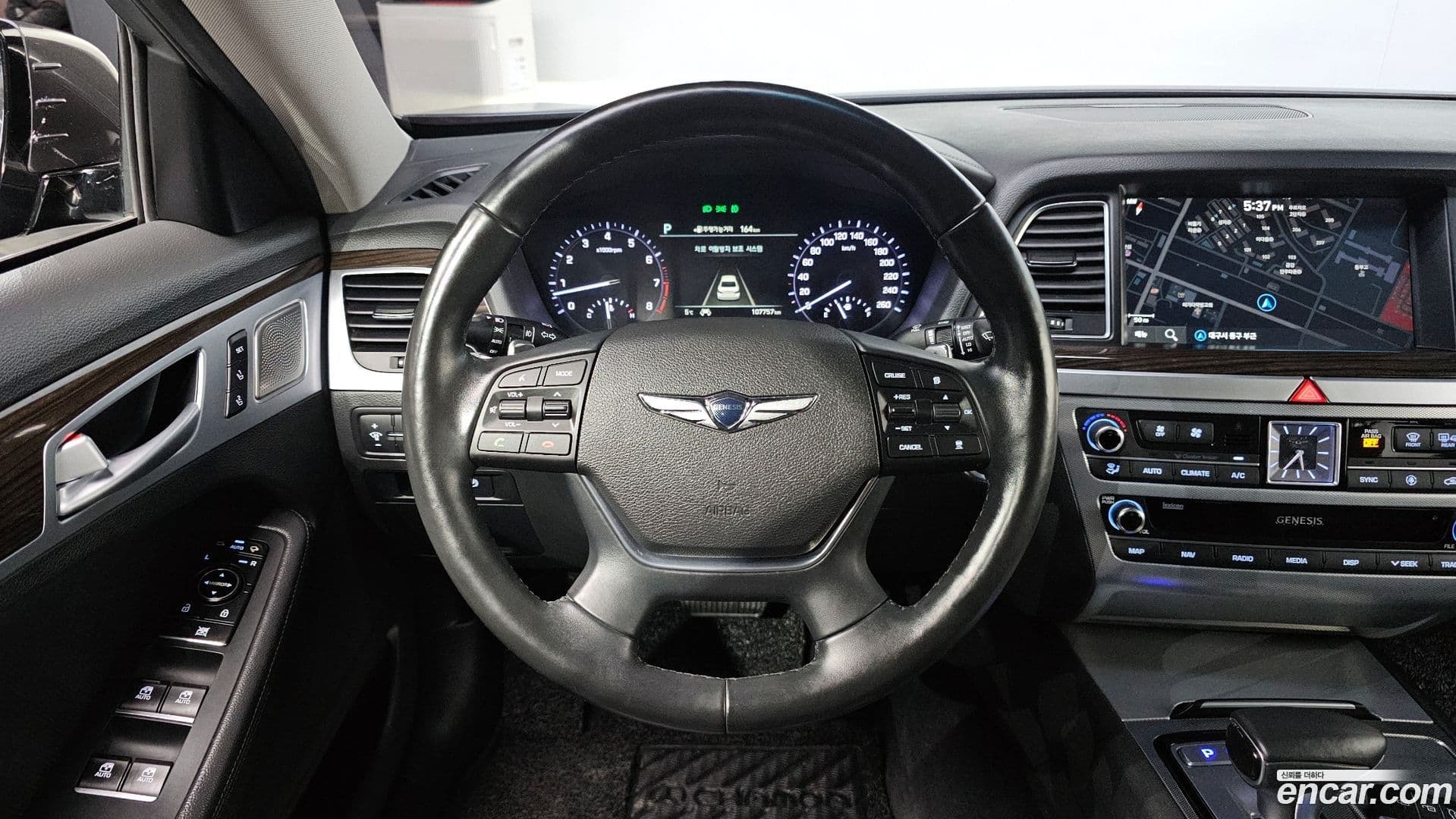 Main__Slider__Photo:G80 Genesis 2018.10-12