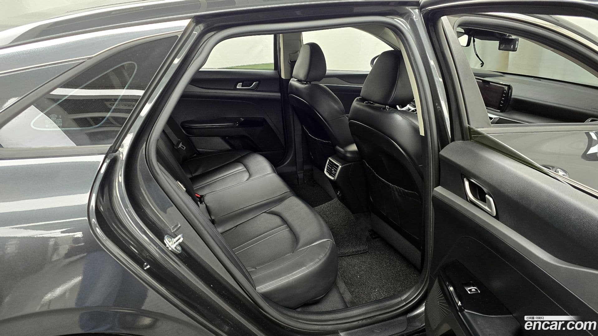 Main__Slider__Photo:K5 Kia 2020.8-11