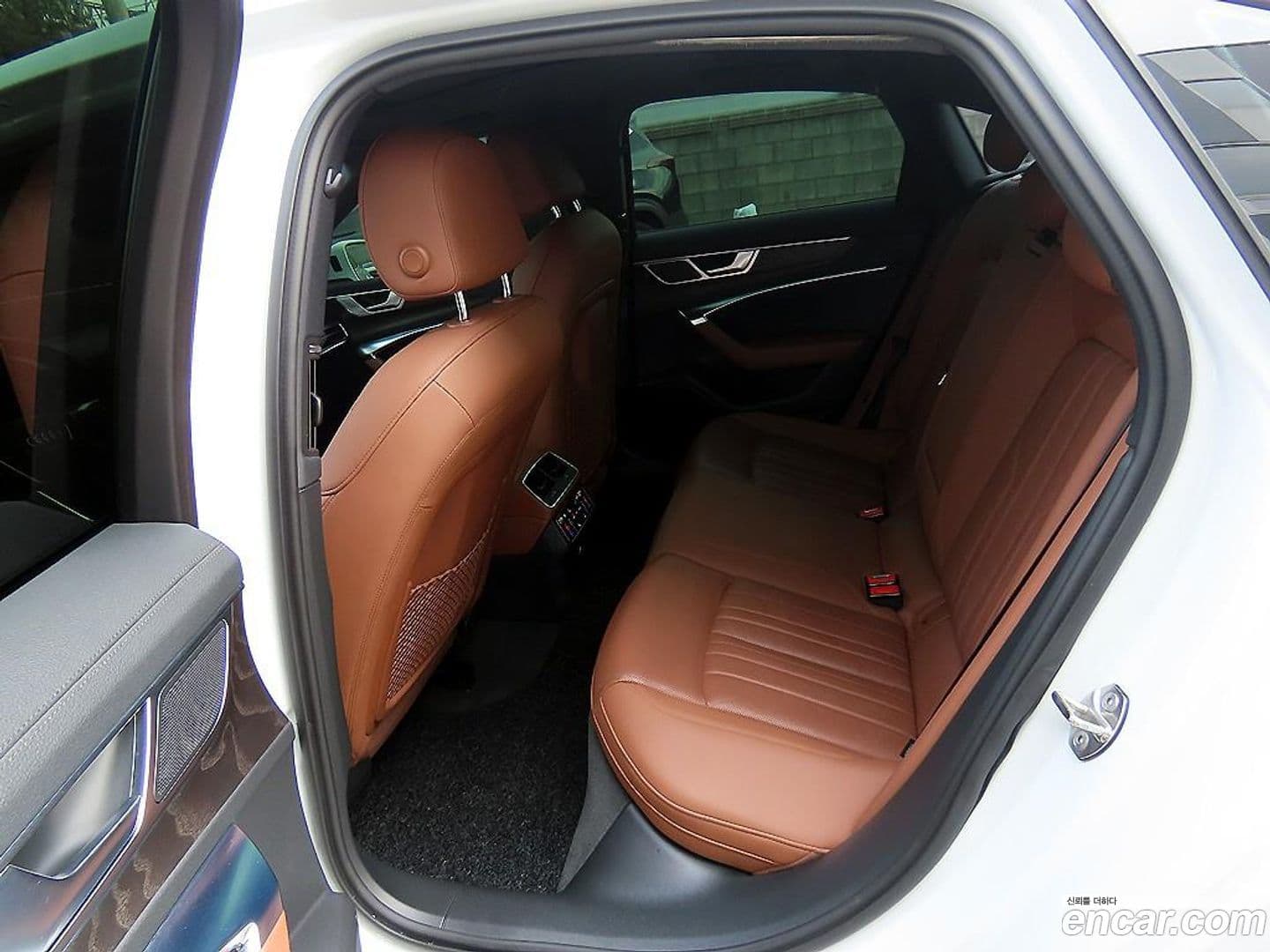 Main__Slider__Photo:A6 Audi 2020.6-5