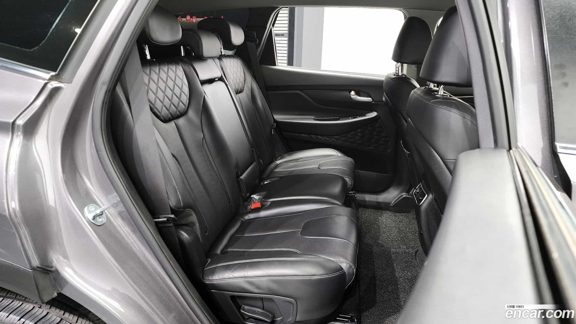 Santafe Hyundai 2022.1-OPTION-016