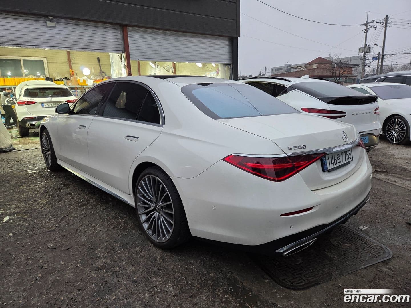 Main__Slider__Photo:S-Class Mercedes-Benz 2023.2-3