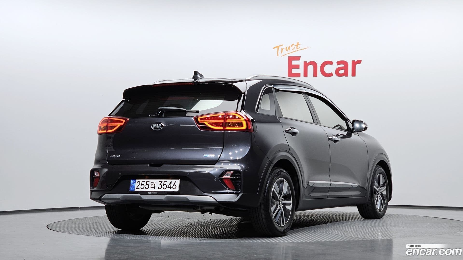 Main__Slider__Photo:Niro Kia 2020.7-1