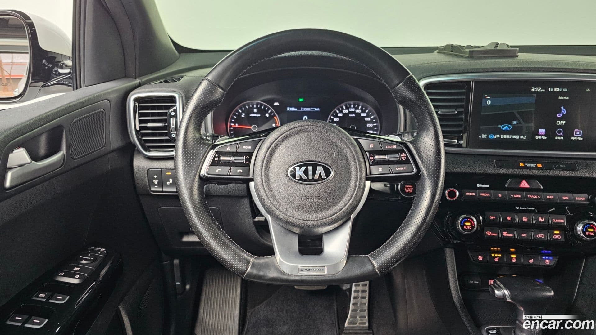 Main__Slider__Photo:Sportage Kia 2020.4-12