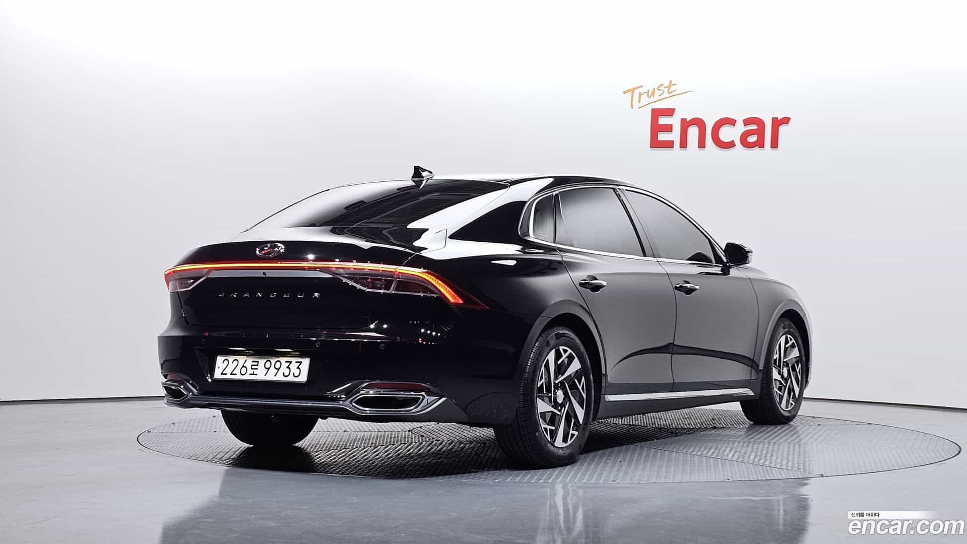 Grandeur Hyundai 2021.11-OUTER-002