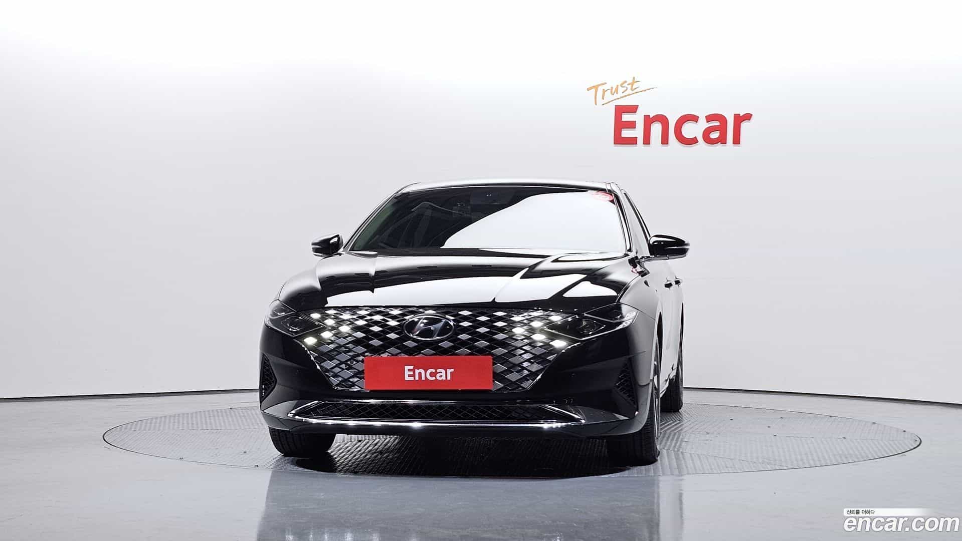 Grandeur Hyundai 2021.11-OUTER-003