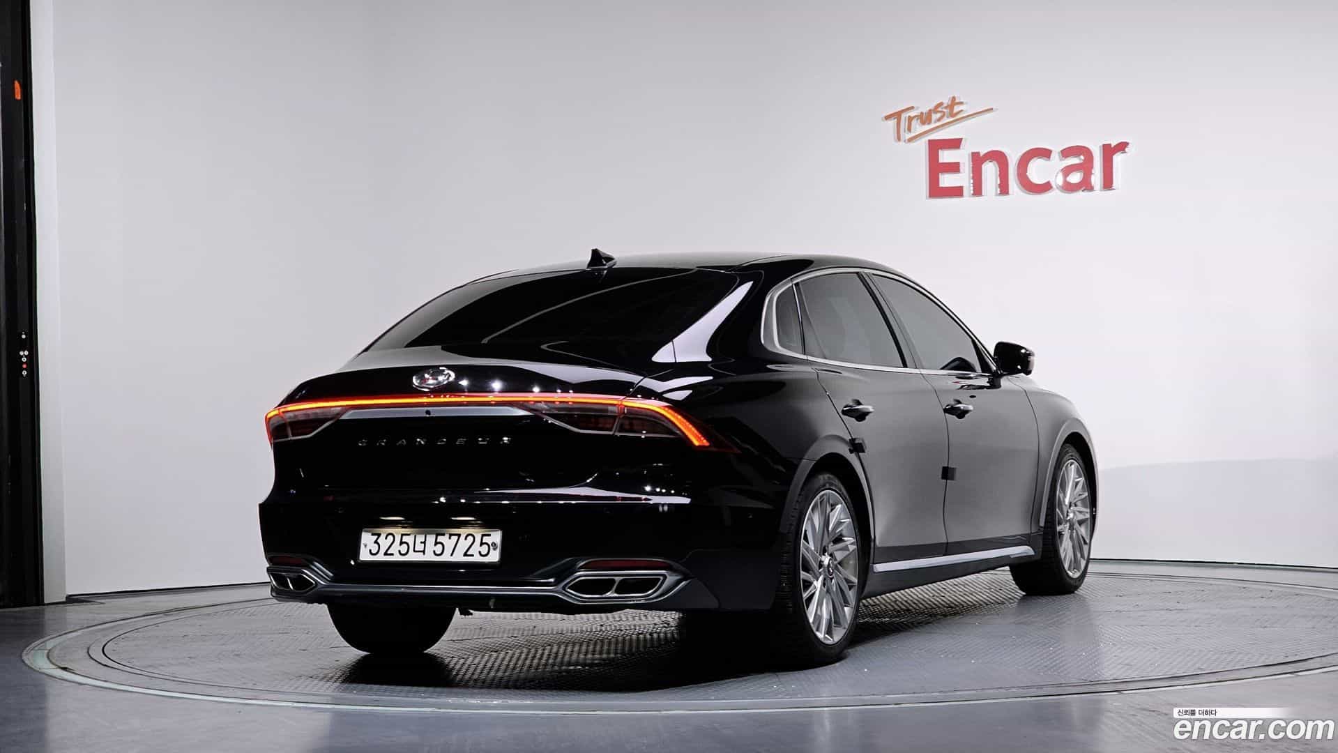 Grandeur Hyundai 2021.11-OUTER-002