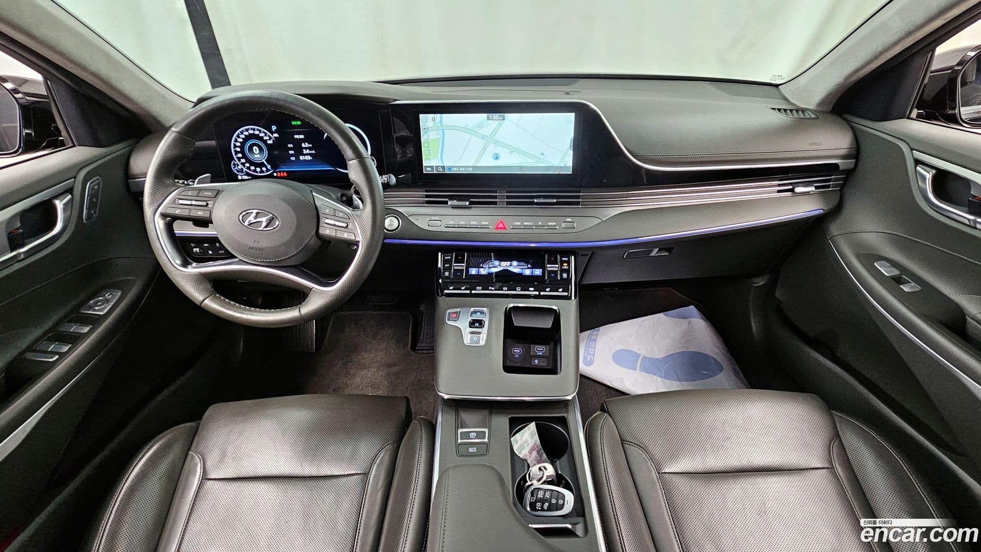 Main__Slider__Photo:Grandeur Hyundai 2021.11-6