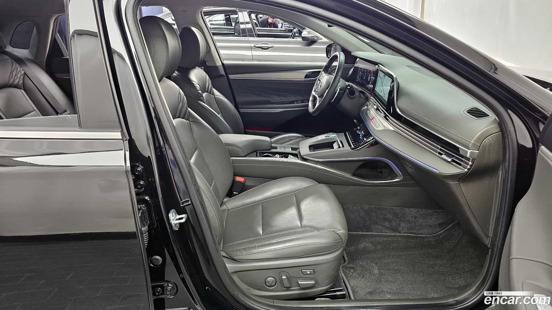 Grandeur Hyundai 2021.11-OPTION-015