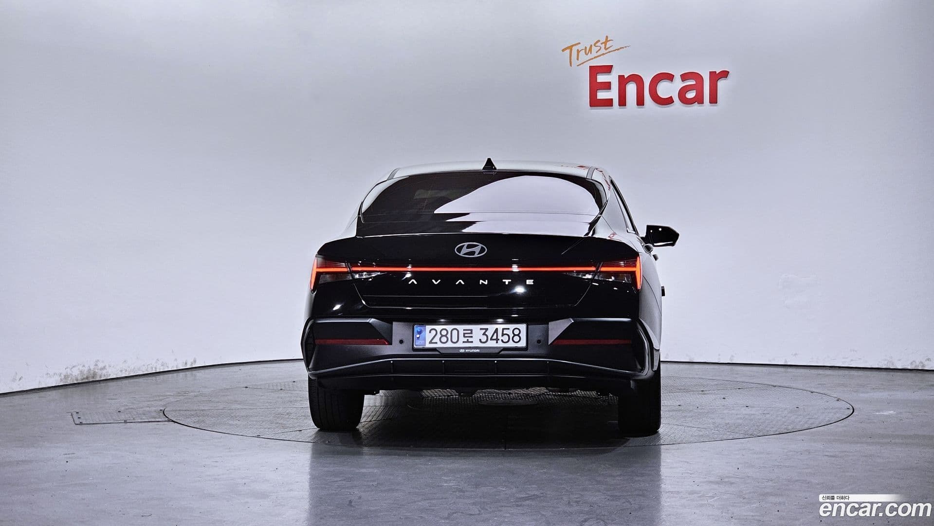 Main__Slider__Photo:AVANTE Hyundai 2024.5-3