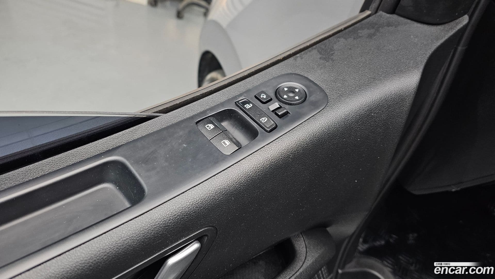 Main__Slider__Photo:Staria Hyundai 2023.5-16