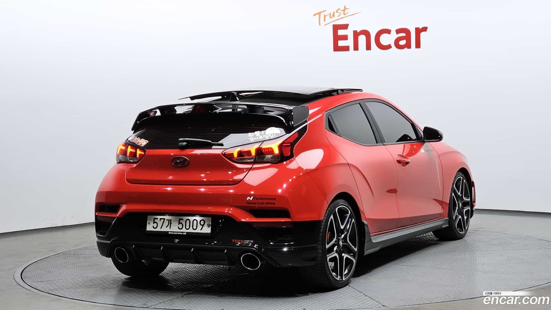 Veloster Hyundai 2018.11-OUTER-002