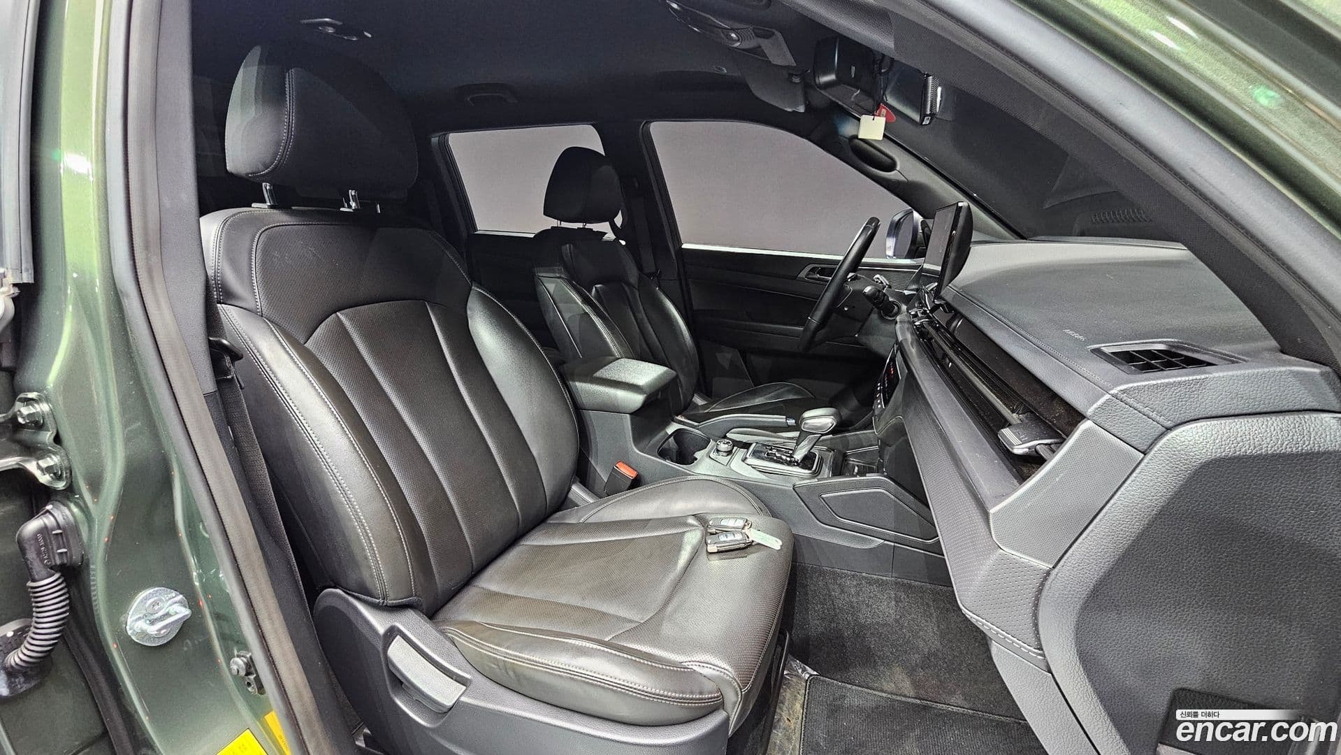 Main__Slider__Photo:Rexton KG_Mobility_Ssangyong 2023.8-9