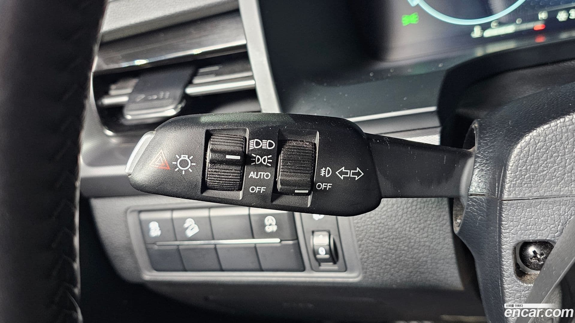 Main__Slider__Photo:Rexton KG_Mobility_Ssangyong 2023.8-12