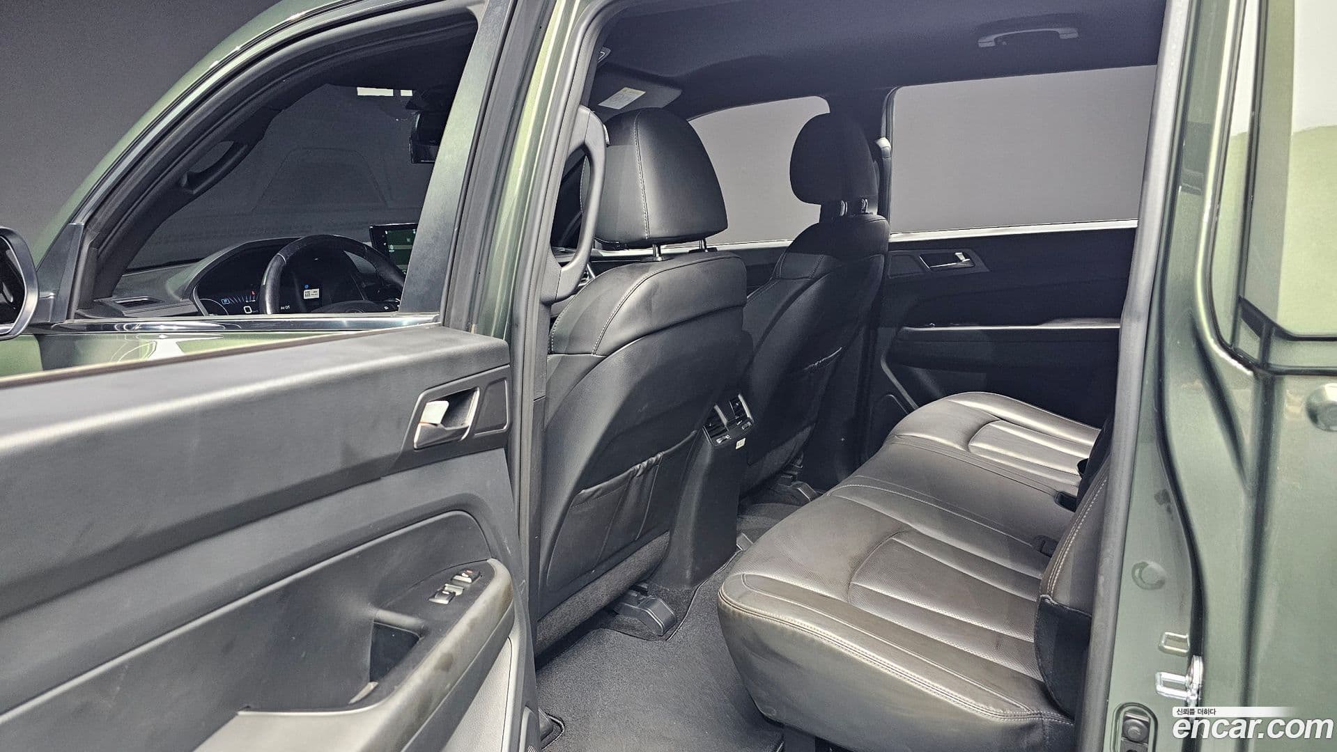 Main__Slider__Photo:Rexton KG_Mobility_Ssangyong 2023.8-16