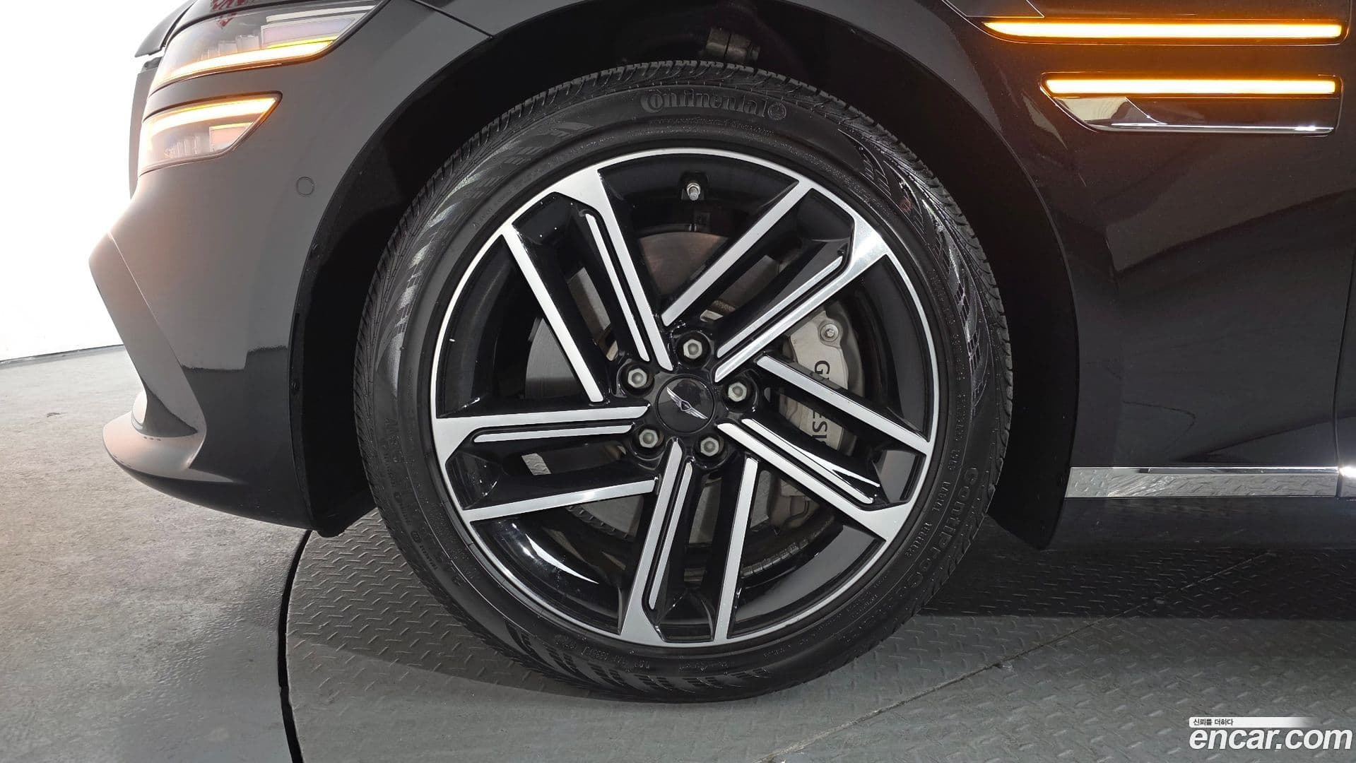 Main__Slider__Photo:G80 Genesis 2024.0-4