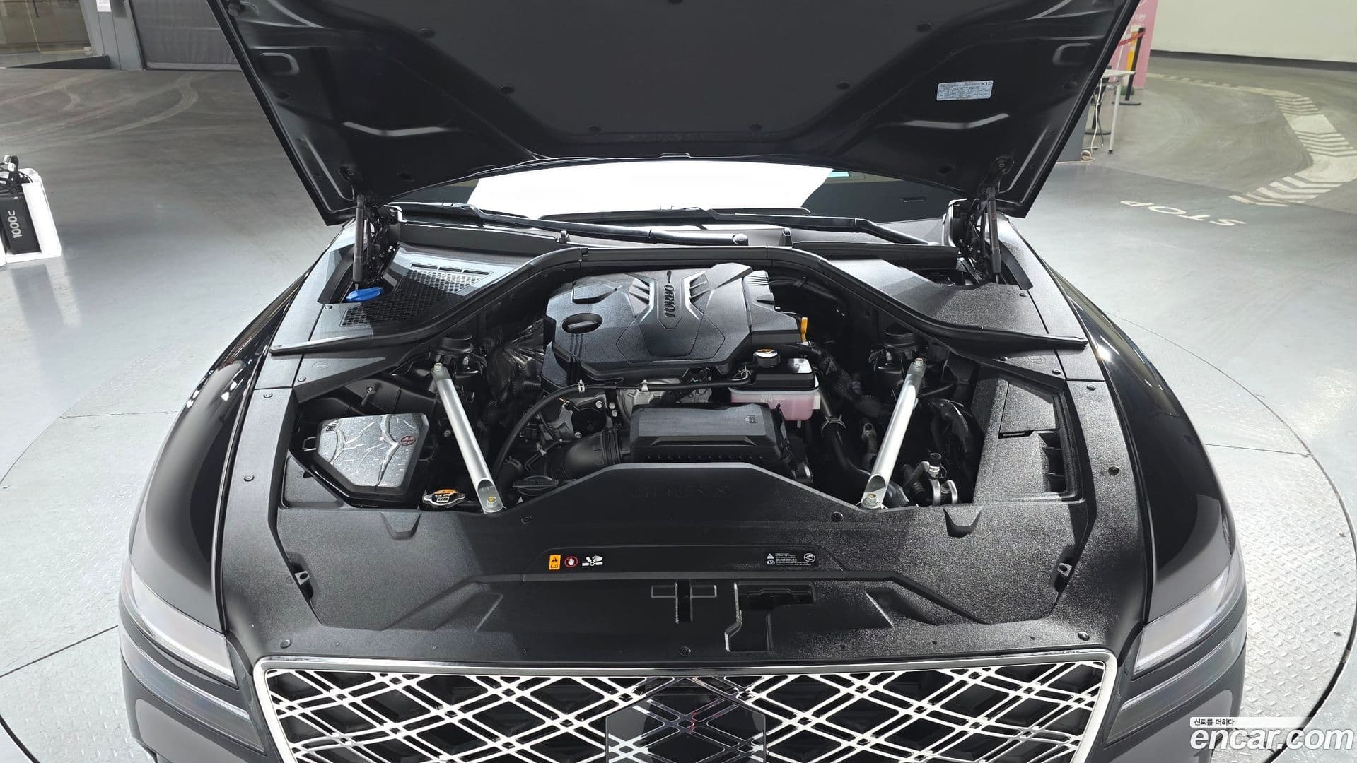 Main__Slider__Photo:G80 Genesis 2024.0-5