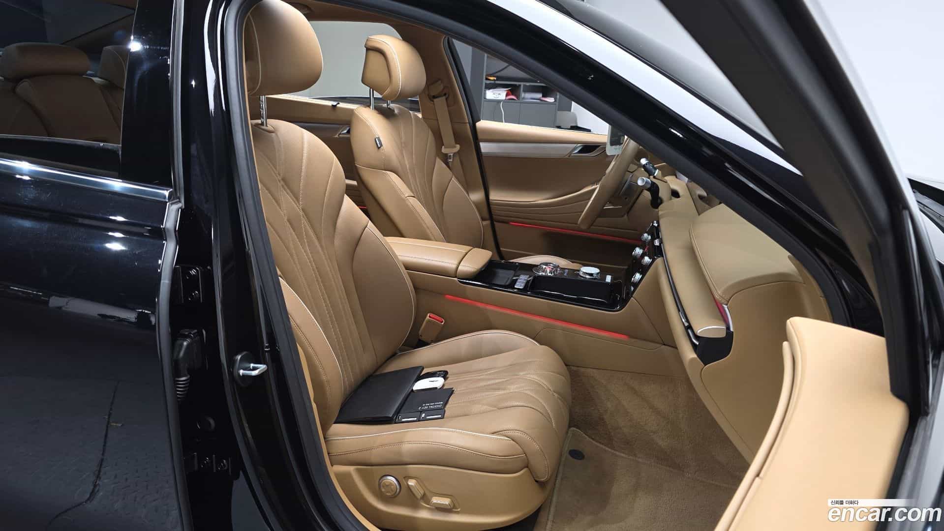 G80 Genesis 2024.0-INNER-010