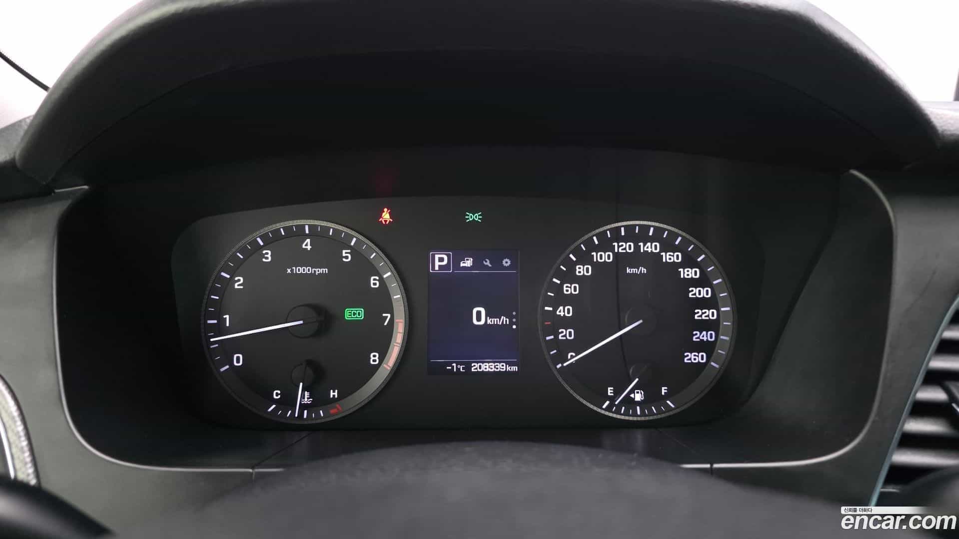 Sonata Hyundai 2016.4-INNER-008