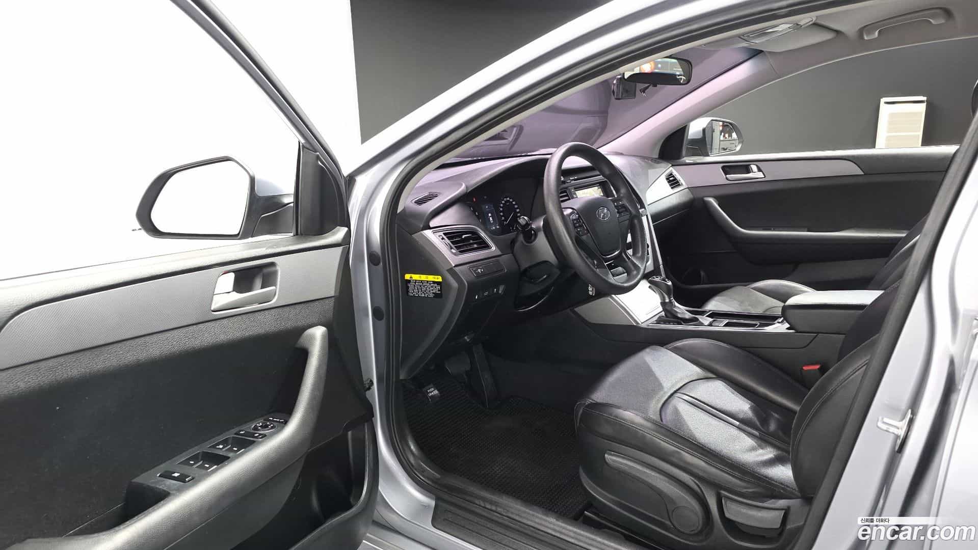 Sonata Hyundai 2016.4-OPTION-015