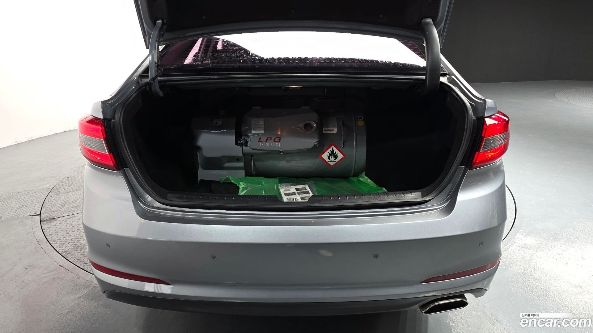 Main__Slider__Photo:Sonata Hyundai 2016.4-19