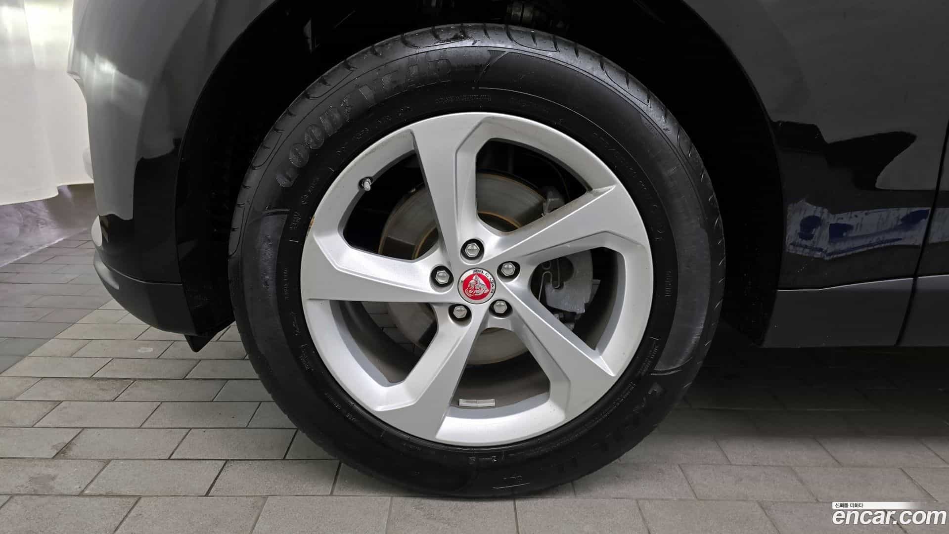 F-PACE Jaguar 2020.11-OUTER-005