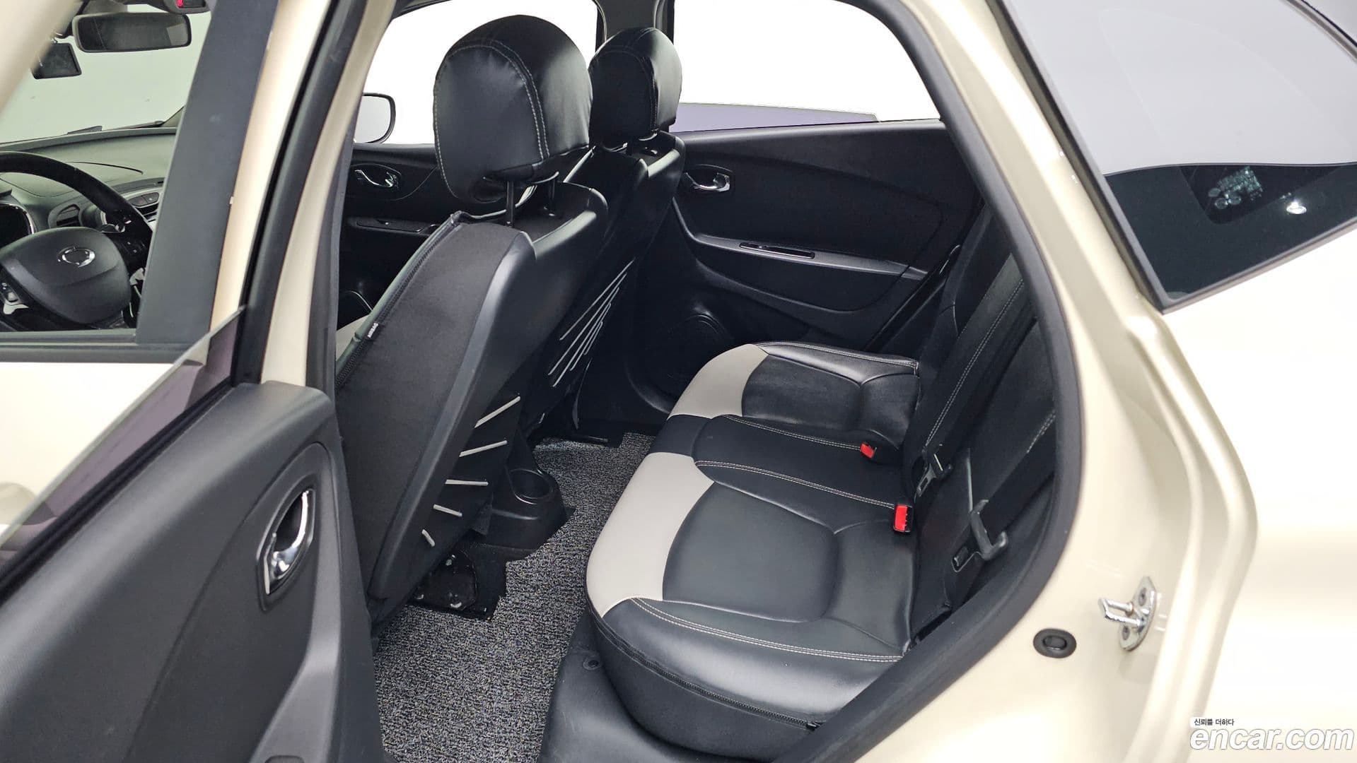 Main__Slider__Photo:QM3 Renault-KoreaSamsung 2015.6-10