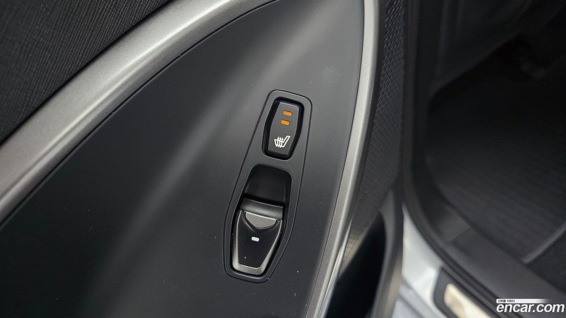 Main__Slider__Photo:Santafe Hyundai 2015.0-18