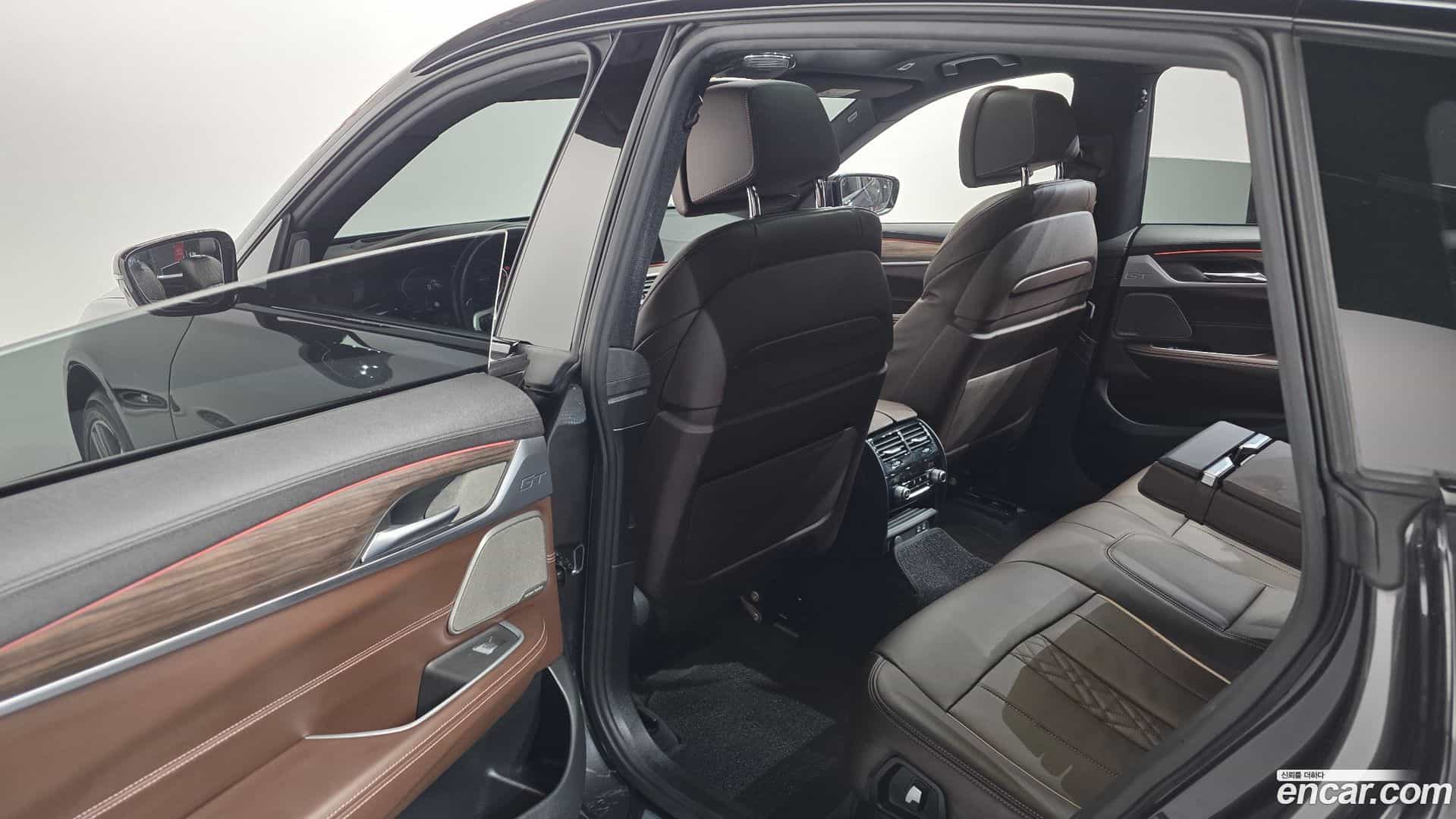 Gran Turismo BMW 2020.7-OPTION-021