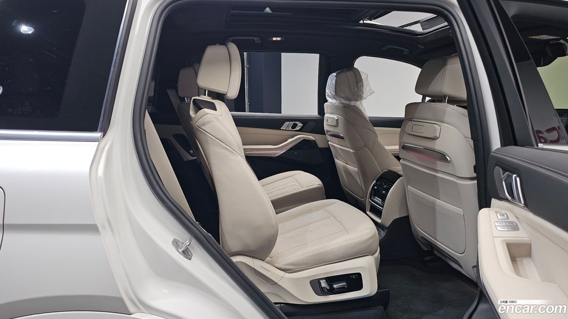 Main__Slider__Photo:X7 BMW 2023.8-11