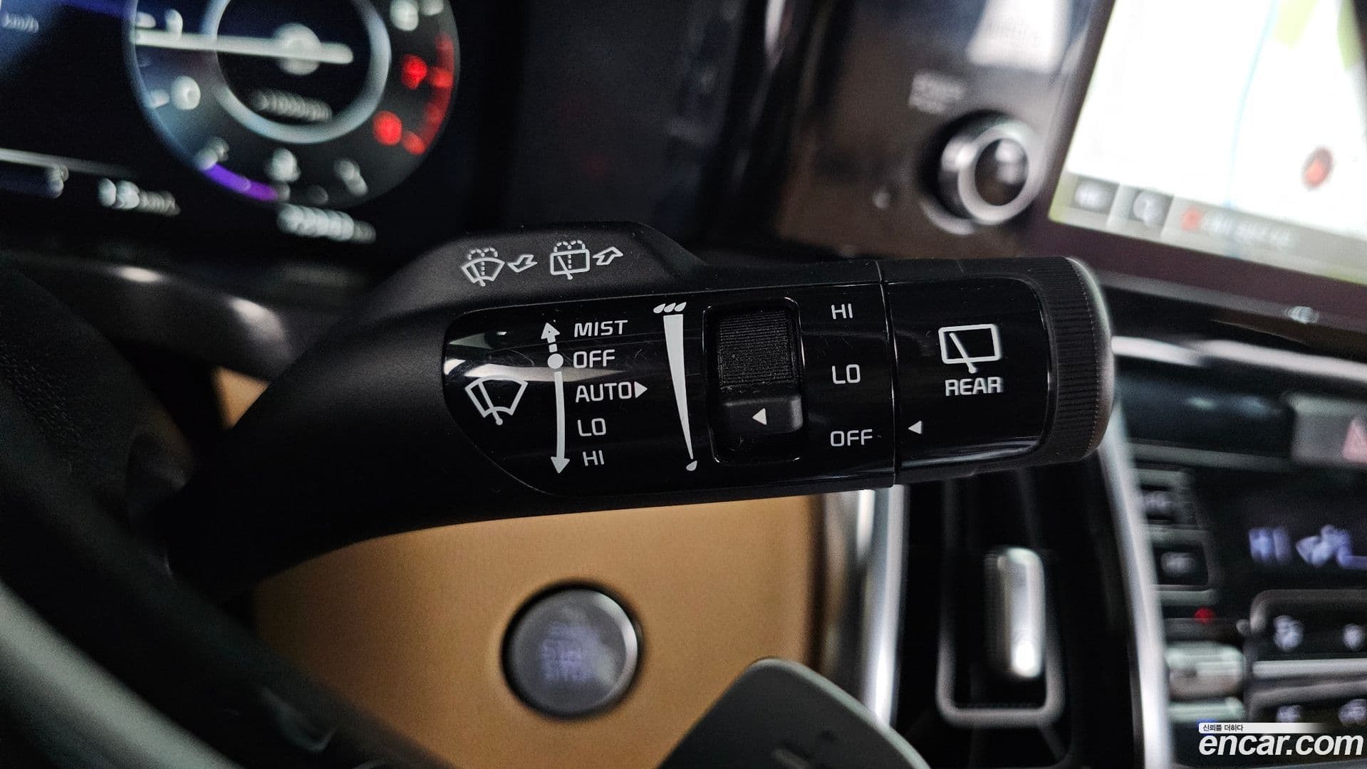 Main__Slider__Photo:Sorento Kia 2022.0-16