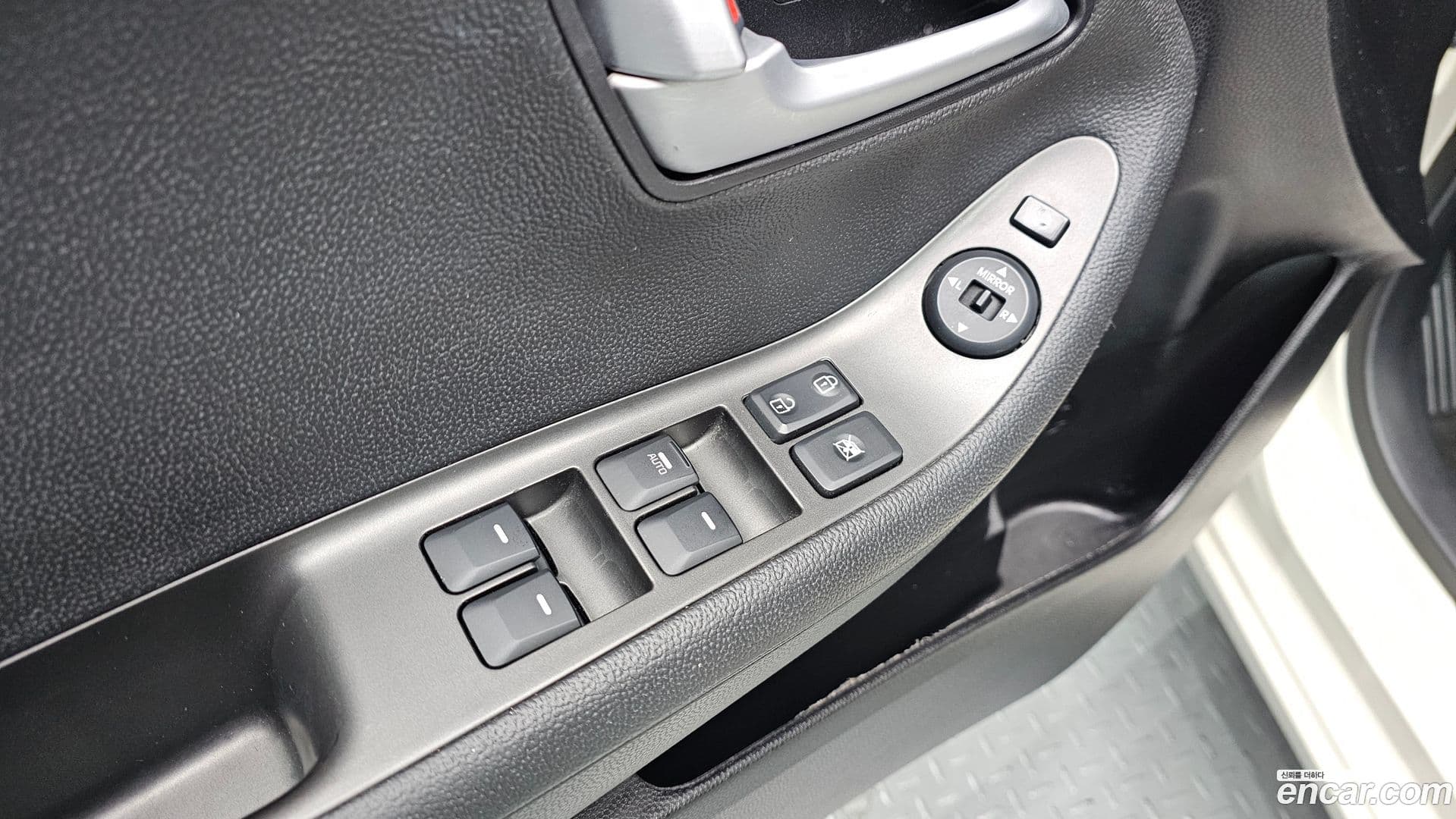 Main__Slider__Photo:morning Kia 2014.10-11