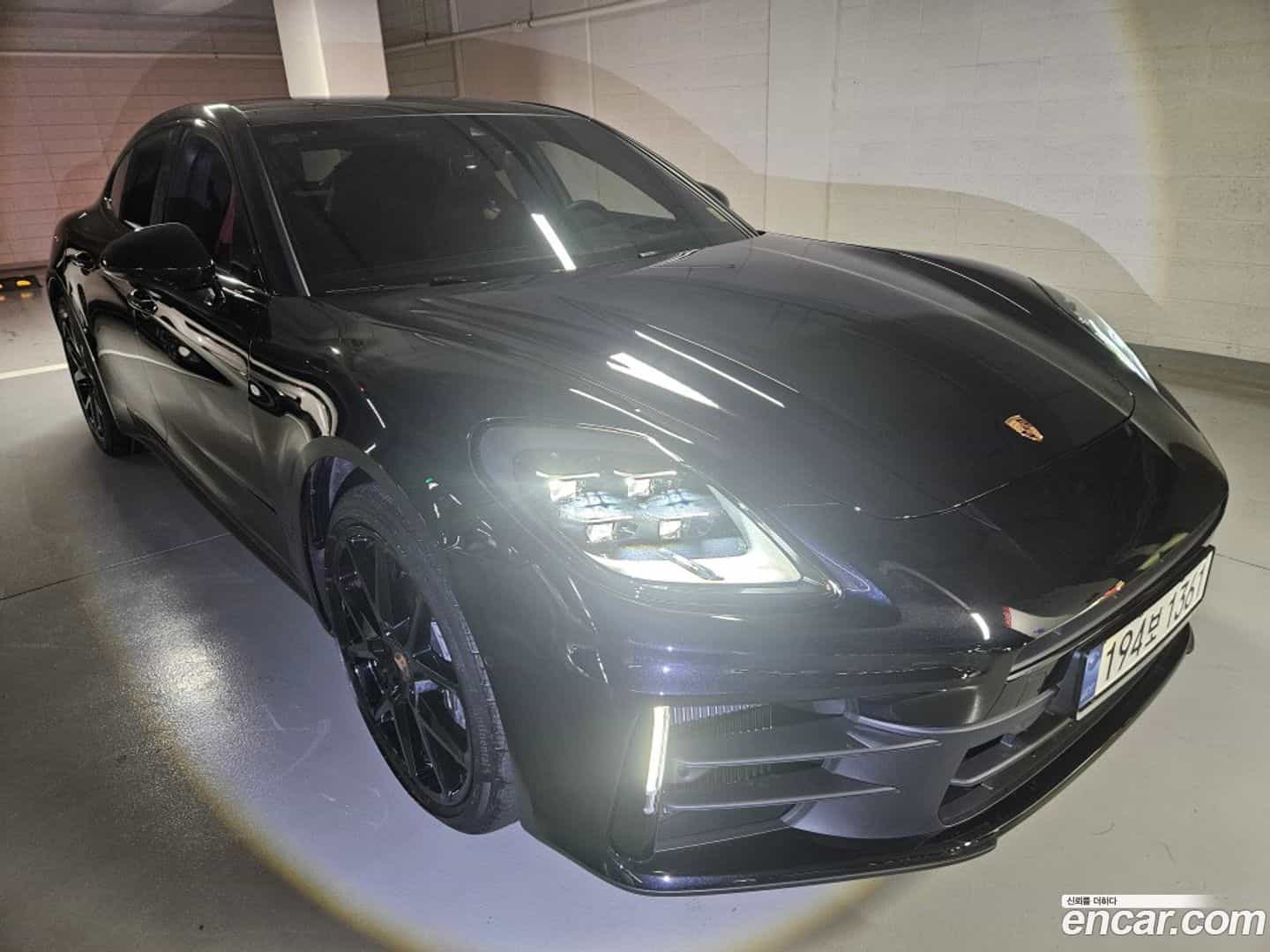 Panamera Porsche 2024.6-OUTER-003