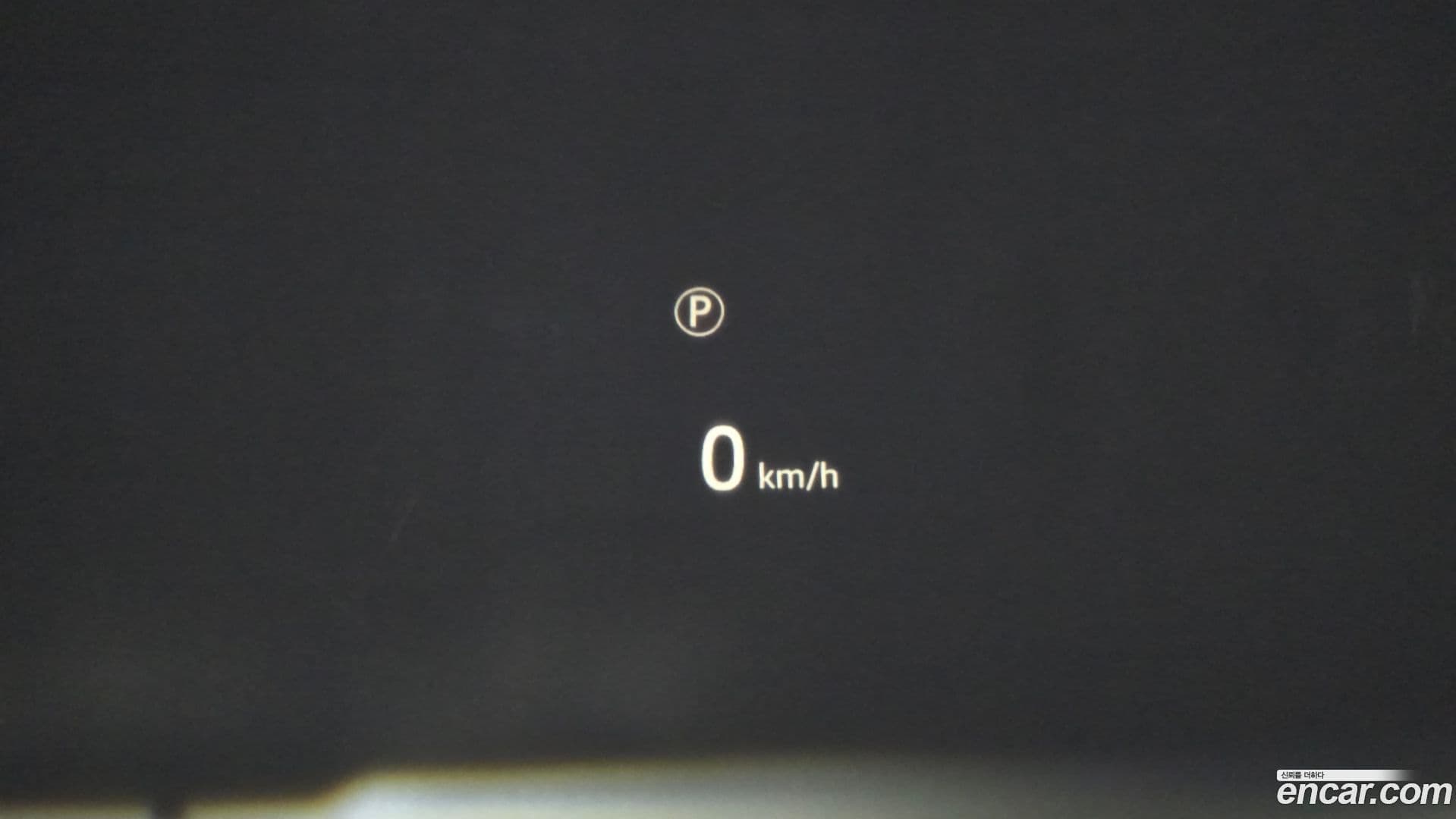 Main__Slider__Photo:Defender Land Rover 2024.11-16