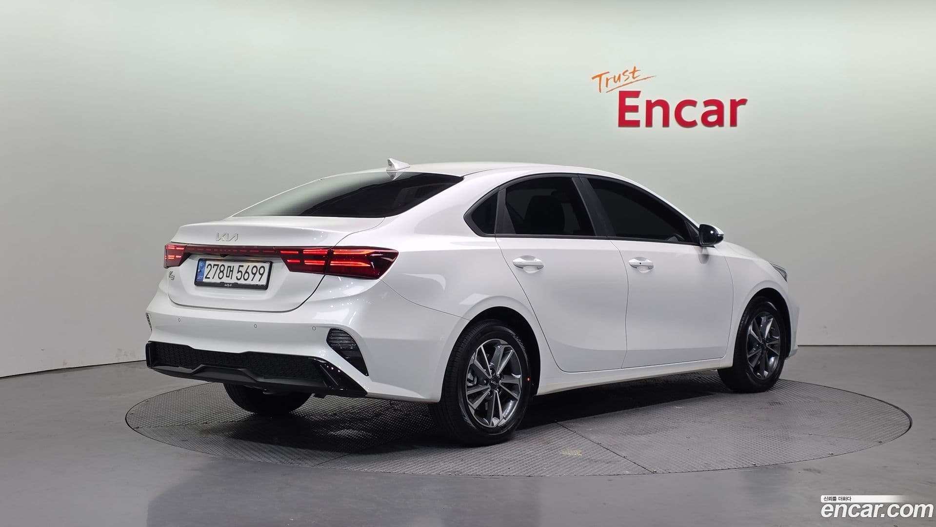 Main__Slider__Photo:K3 Kia 2022.10-1