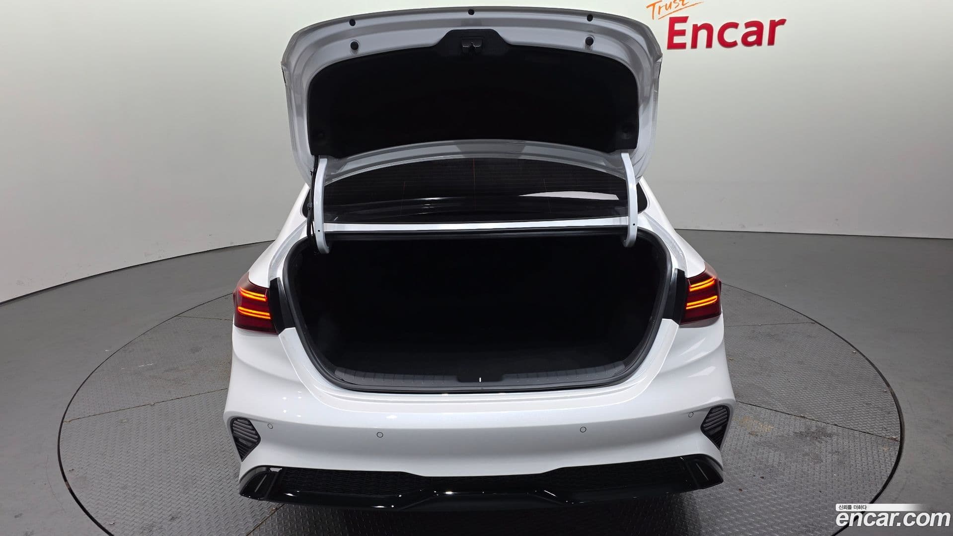 Main__Slider__Photo:K3 Kia 2022.10-19